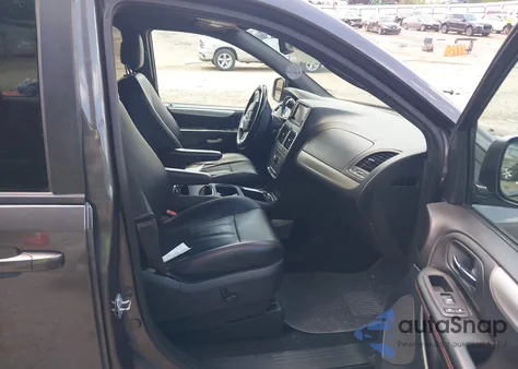 2018 Dodge Grand Caravan Gt from USA, damaged, VIN 2C4RDGEGXJR331525